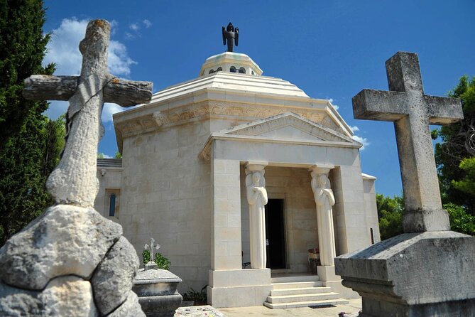 2 hrs Guided Tour to CAVTAT a Small Place for Great Art - Why Cavtat makes a good half-day stop from Dubrovnik