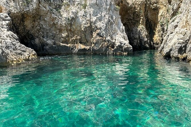4-hour private boat tour: Discover the beauties of Istria - Lunch at Konoba Nando, with the bill separate