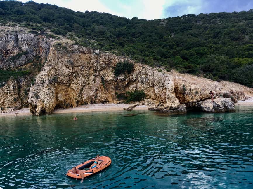 5h Plavnik Island: Swim & Snorkel with Capt. Bobo (Public) - What the small boat changes