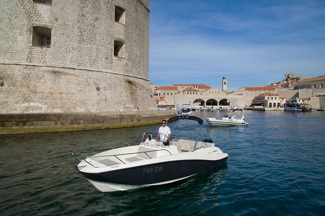 8h from Dubrovnik to the Elafiti islands with Quicksilver 675 boat - Starting at Gruž Market at 10 a.m.
