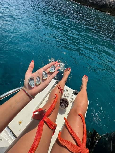 Adriatic Adventure: Blue Cave & 6 Islands Speedboat Escape - The guide and the feel of the day