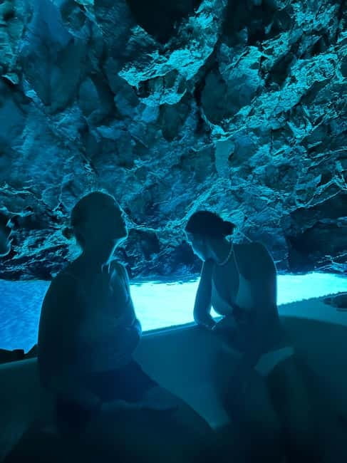 Adriatic Adventure: Blue Cave & 6 Islands Speedboat Escape - Stiniva Cove, cliffs and a short swim