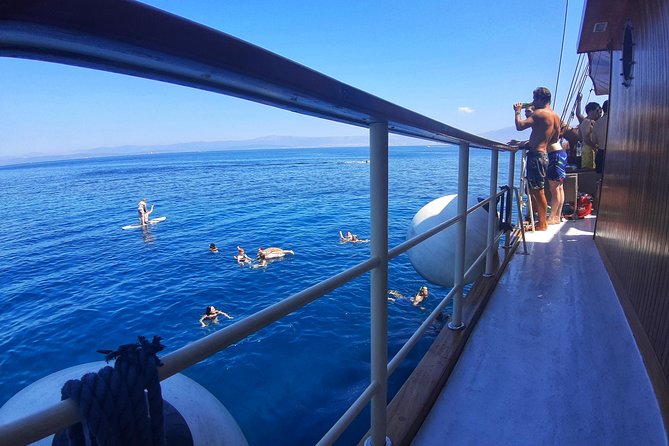 All Inclusive Brac and Solta islands swimming cruise - Brac at 10:30: the day’s main swim