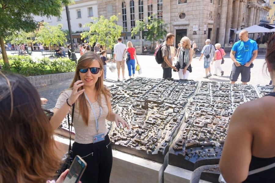 Best of Zagreb Walking Tour - How Iva shapes the experience