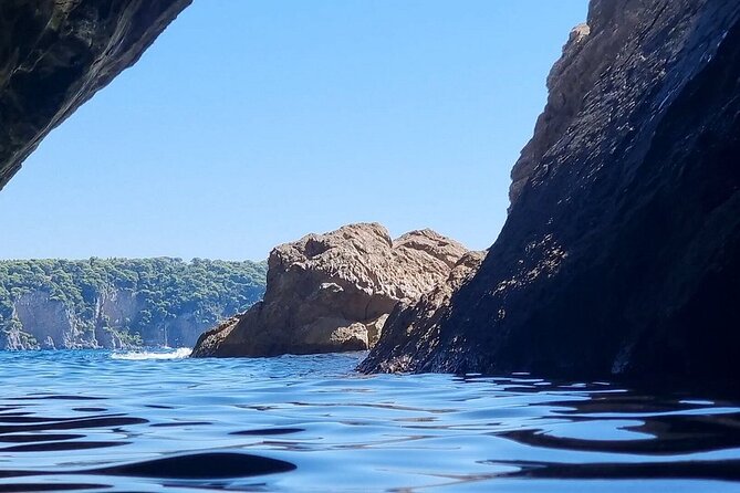 Blue and Green Cave Tour from Dubrovnik,private speed boats - Why the private format changes the day