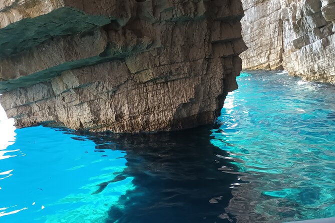 BLUE CAVE & 5 islands tour from Hvar - What this Hvar boat trip is really about