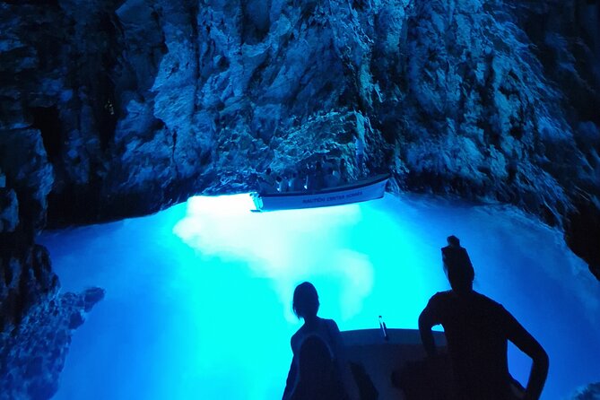 BLUE CAVE & 5 islands tour from Hvar - Budikovac Island and the turquoise swimming stop