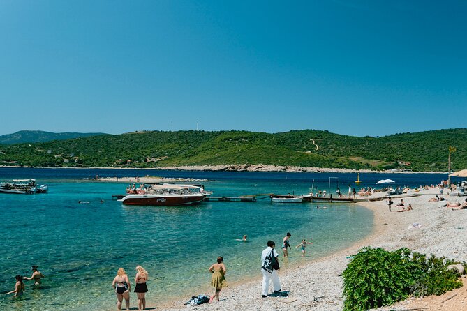 Blue Cave & 6 Islands Speedboat Tour From Split or Podstrana - Milna closes the route on Brač