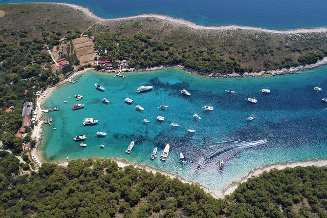 Blue Cave, Blue Lagoon, Pakleni Islands Group boat tour from Hvar - The crew, comfort, and what is included