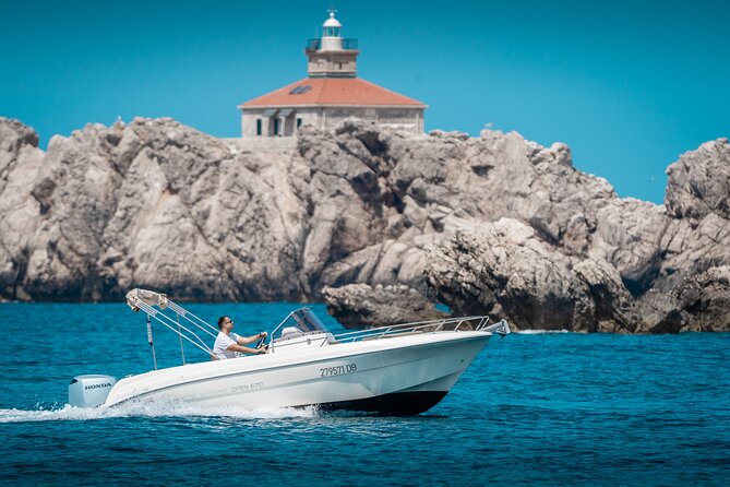 BLUE CAVE & ELAPHITI ISLANDS 4 HOURS ALL INCLUSIVE boat tour - Who will enjoy this boat trip most