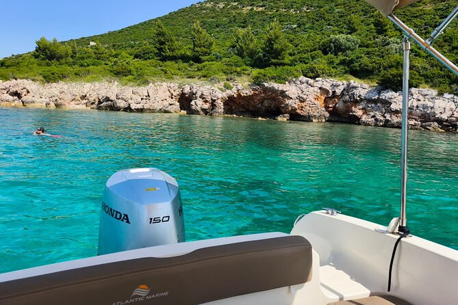 BLUE CAVE & ELAPHITI ISLANDS 4 HOURS ALL INCLUSIVE boat tour - Koločep’s Blue Cave is the short, memorable stop
