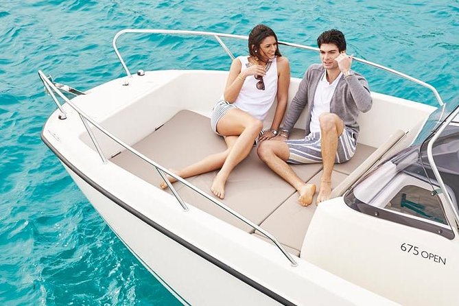 BLUE CAVE&GREEN CAVES /ŠUNJ beach Speedboat tour- WITH DRINKS - Guides can shape the whole half-day