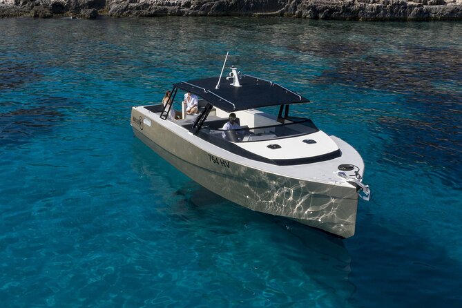 Blue cave group tour with swimming and snorkelling from Hvar - Palmizana Bay brings a needed break