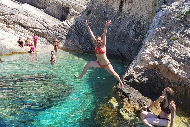 Blue Cave & Hvar, 5 Islands Speedboat with Luxury Seats in Shade - Budikovac Blue Lagoon, the best time to get in the water