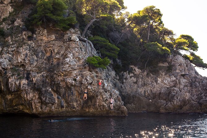 Blue Cave Premium Half-Day Tour with Panoramic Old Town View - What the boat ride is really like