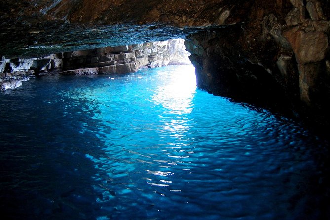 Blue Cave Small-Group Boat Tour from Dubrovnik - The Blue Cave: beautiful, brief, and entered by water
