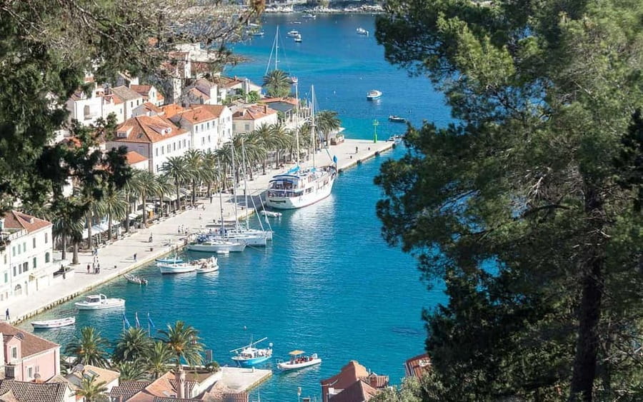 Blue Cave speedboat trip from Trogir - Who will enjoy this trip most?