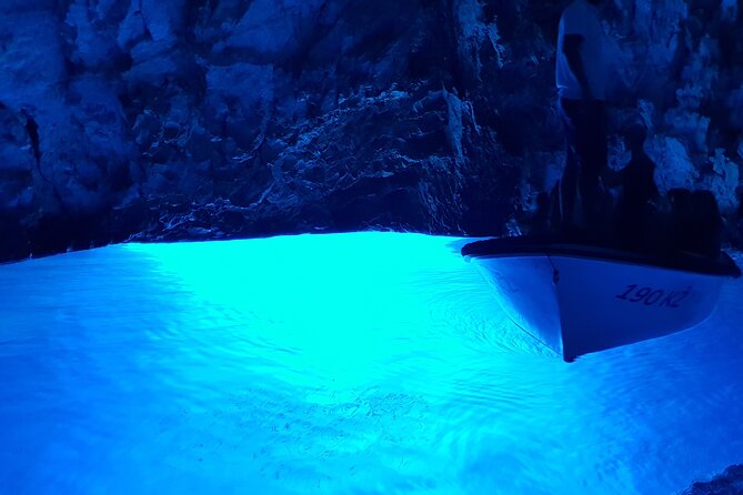 Blue Cave & Vis Island speedboat tour from Hvar - Key points at a glance