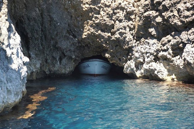 Blue Cave & Vis Island speedboat tour from Hvar - A full day from Hvar, with the Adriatic as your road