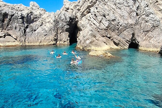 Blue & Green cave,Šunj beach - with drinks small group speedboat - Drinks, snorkeling gear, and what to bring
