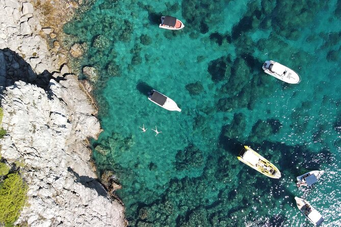 Blue & Green cave,Šunj beach - with drinks small group speedboat - Meeting point, timing, and cancellation details