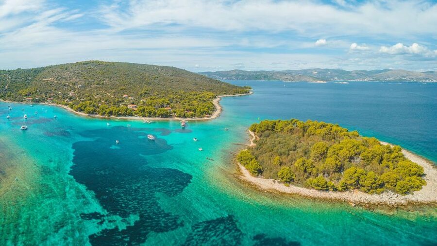 Blue Lagoon and hidden gems of island Šolta - Should you book Blue Lagoon and Šolta?