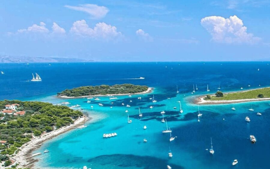Blue Lagoon Boat Tour from Trogir with Lunch and Drinks - Who will enjoy this boat tour most
