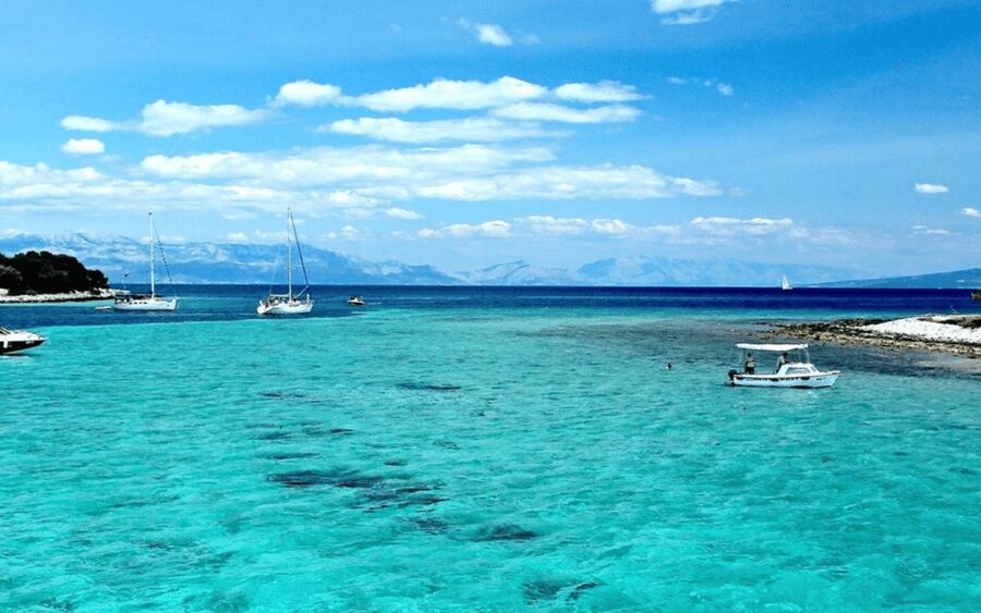 Blue Lagoon Boat Tour from Trogir with Lunch and Drinks - What to bring for a better day