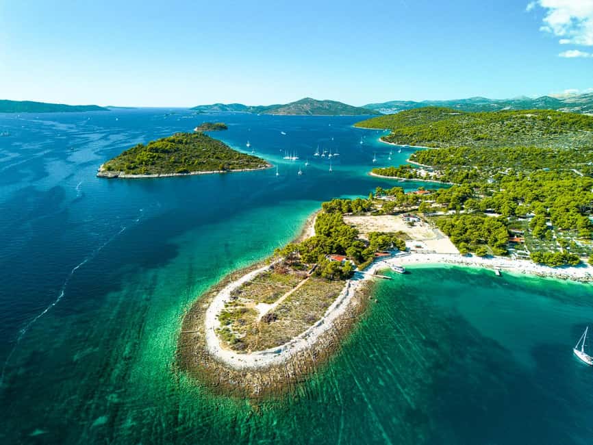 Blue Lagoon & Šolta Small-Group Boat Tour from Split - Leaving Split on a small speedboat