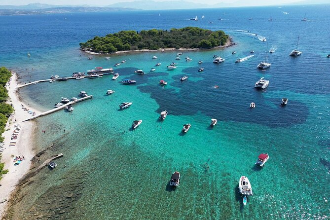 Blue Lagoon Tour from Split with Bottled Water and Wine Included - The speedboat ride is part of the attraction