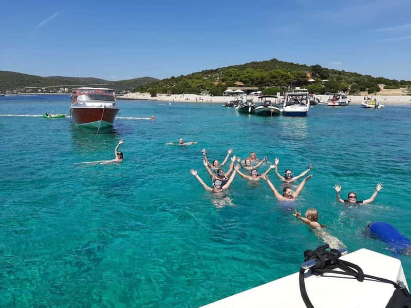 Brač: Blue Cave Island Hopping Luxury Tour - Stiniva Cove is a quick look at Vis’s dramatic coast