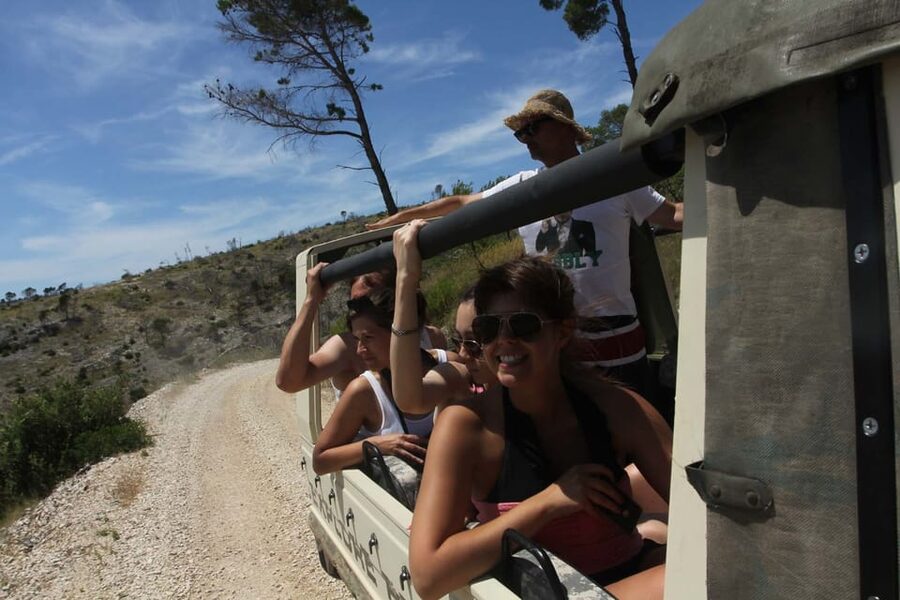 Brač: Island Exploration Tour by Four-Wheel Drive Jeep - Vidova Gora and Brač from above