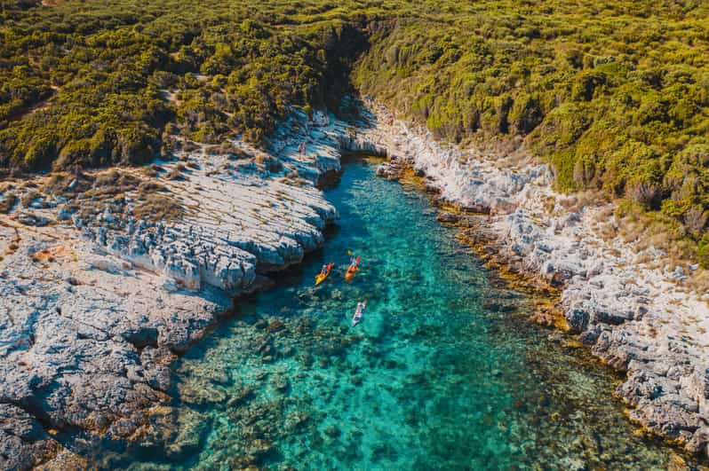 Cape Kamenjak: Cave and Safari Experience by Kayak - The return paddle and the real pace of the day