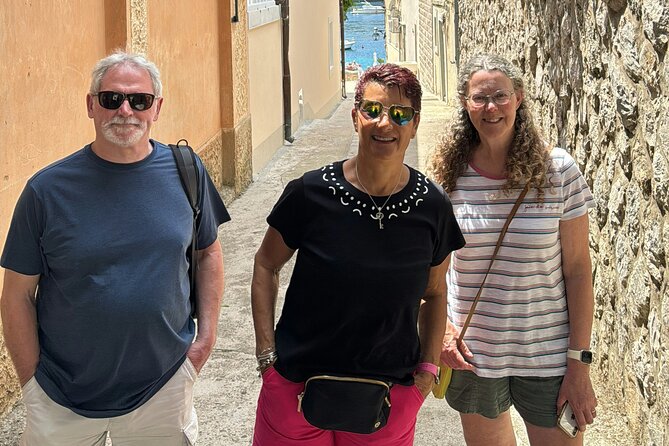 Cavtat Old Town: Exploration Game and Tour - Starting at the Cavtat bus terminal