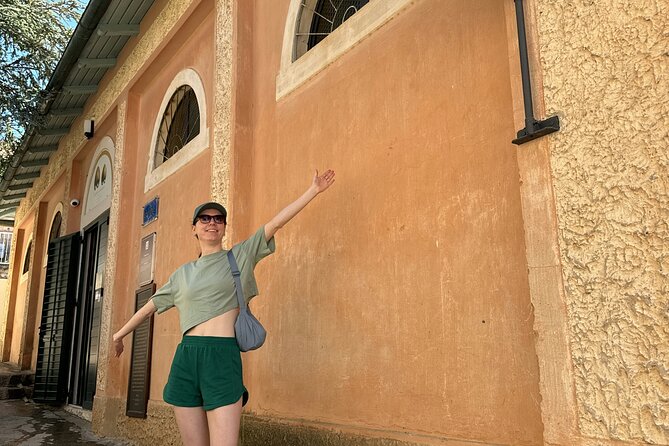 Cavtat Old Town: Exploration Game and Tour - The Cavtat Old School on Prijeko Street