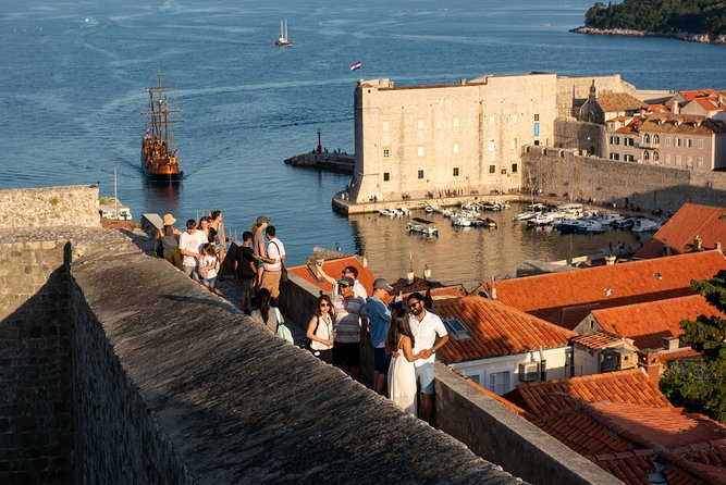 City Walls of Dubrovnik - Which guide style may suit you