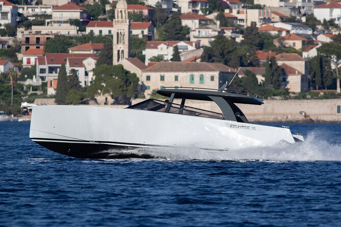 Colnago 45 - Luxury Private Speedboat Tours - Stiniva Cove, a dramatic swimming stop