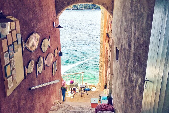 Discover the Essence of Rovinj - Bregovita Street and the old-town climb