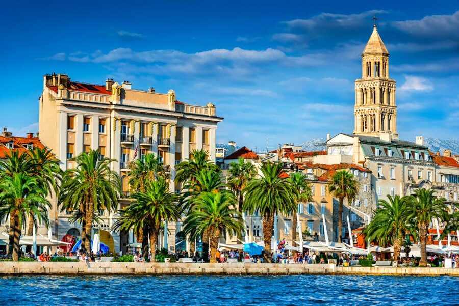 Discover The Old Town Split 1.5h walking Small group tour - Meeting on the Riva promenade
