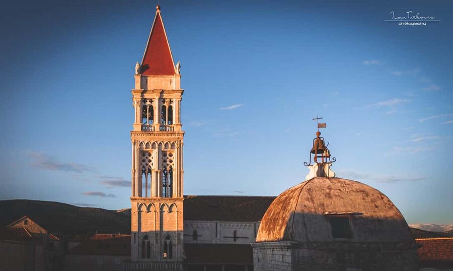 Discover Trogir: Guided Walking Tour of a Medieval Gem - What the guide adds to the experience