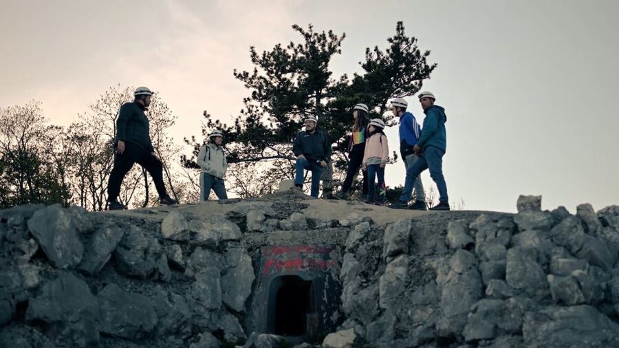 DISCOVERING THE UNKNOWN Extended WW2&UNDERGROUND tour - Walking the fortifications above ground