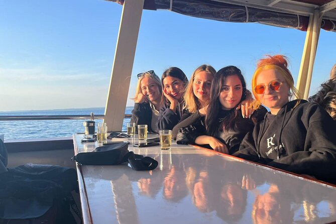Dolphin Watching & Sunset Boat Tour With Dinner and Drinks - Why This Cruise Works So Well in Pula