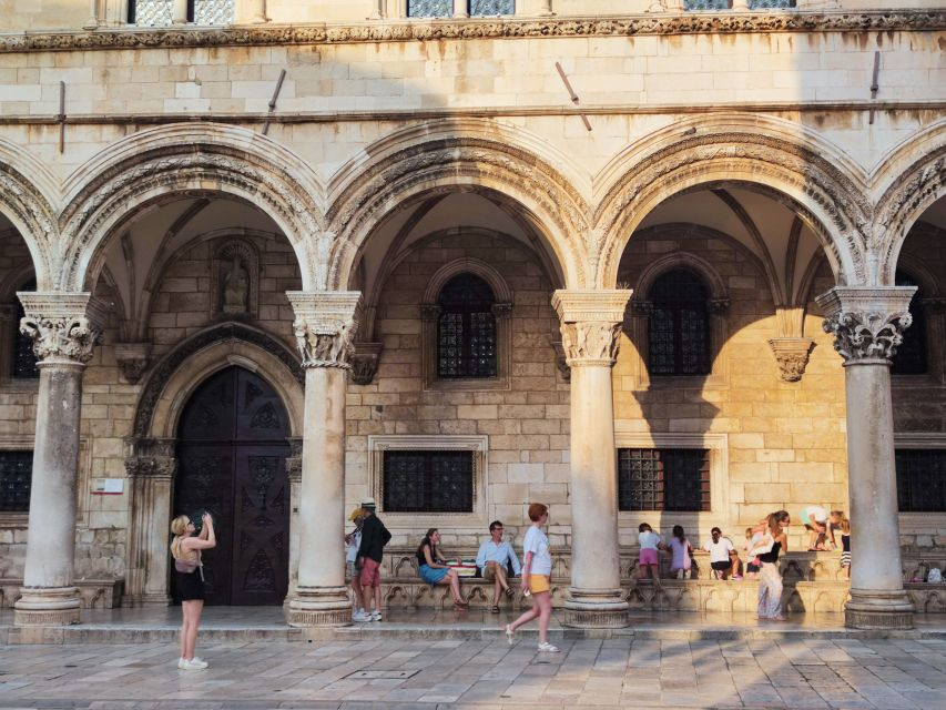 Dubrovnik: 2h Old Town Private Guided Tour - Side streets, photo stops, and local advice