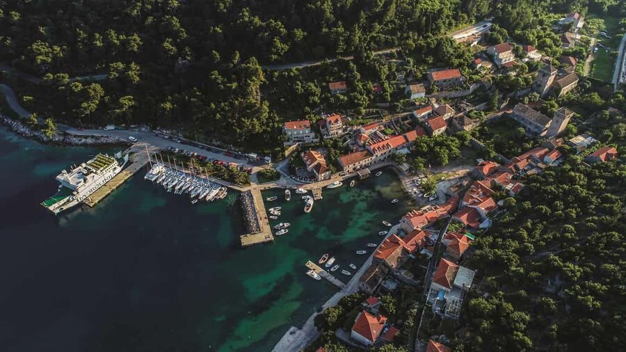 Dubrovnik: 3 Island Boat Tour with Lunch and Guide - Leaving Dubrovnik for the Elaphiti Islands