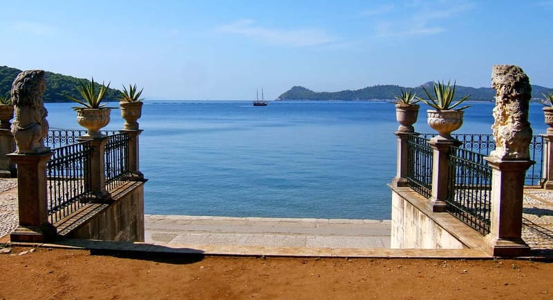Dubrovnik: 3 Islands Boat Trip with Drinks (FR, ES, IT, EN) - What to bring for a comfortable day