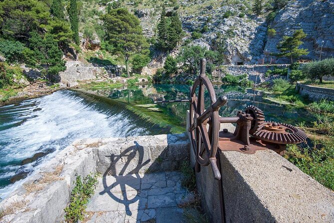 Dubrovnik Above Beyond, Srdj drive & guided Old Town PRIVATE SHORE EXCURSION - Why this four-hour route works so well