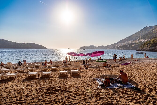 Dubrovnik airport to Dubrovnik city private transfer - Who should book this transfer