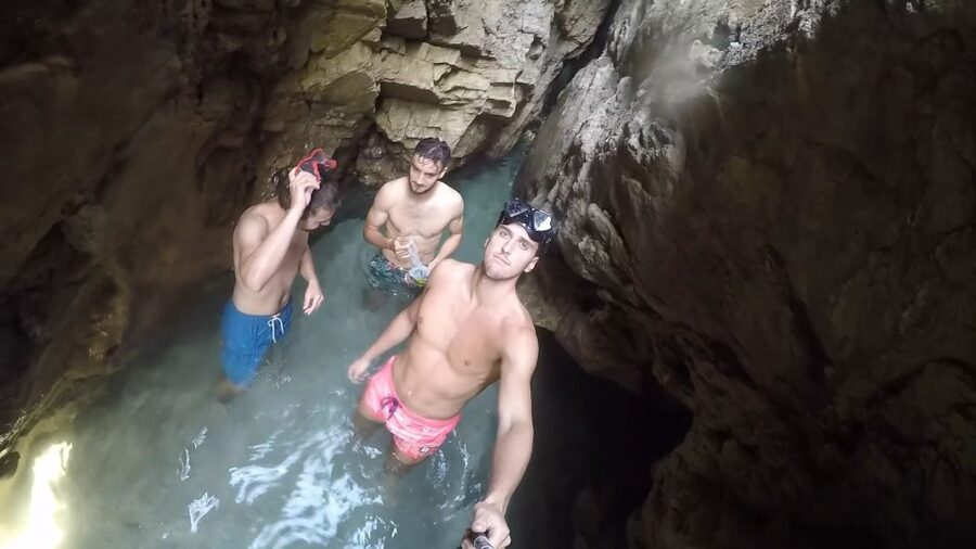 Dubrovnik: All-inclusive Islands and Caves Private Boat Tour - FAQ