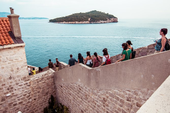 Dubrovnik: Ancient City Walls & Wars Walking Tour - Meeting near Pile Gate and entering the Old Town