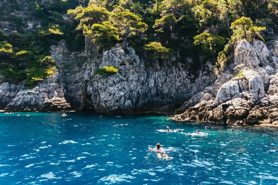 Dubrovnik: Blue Cave and Elafit Small Group Boat Exploration - Why the caves are the star of this Dubrovnik outing